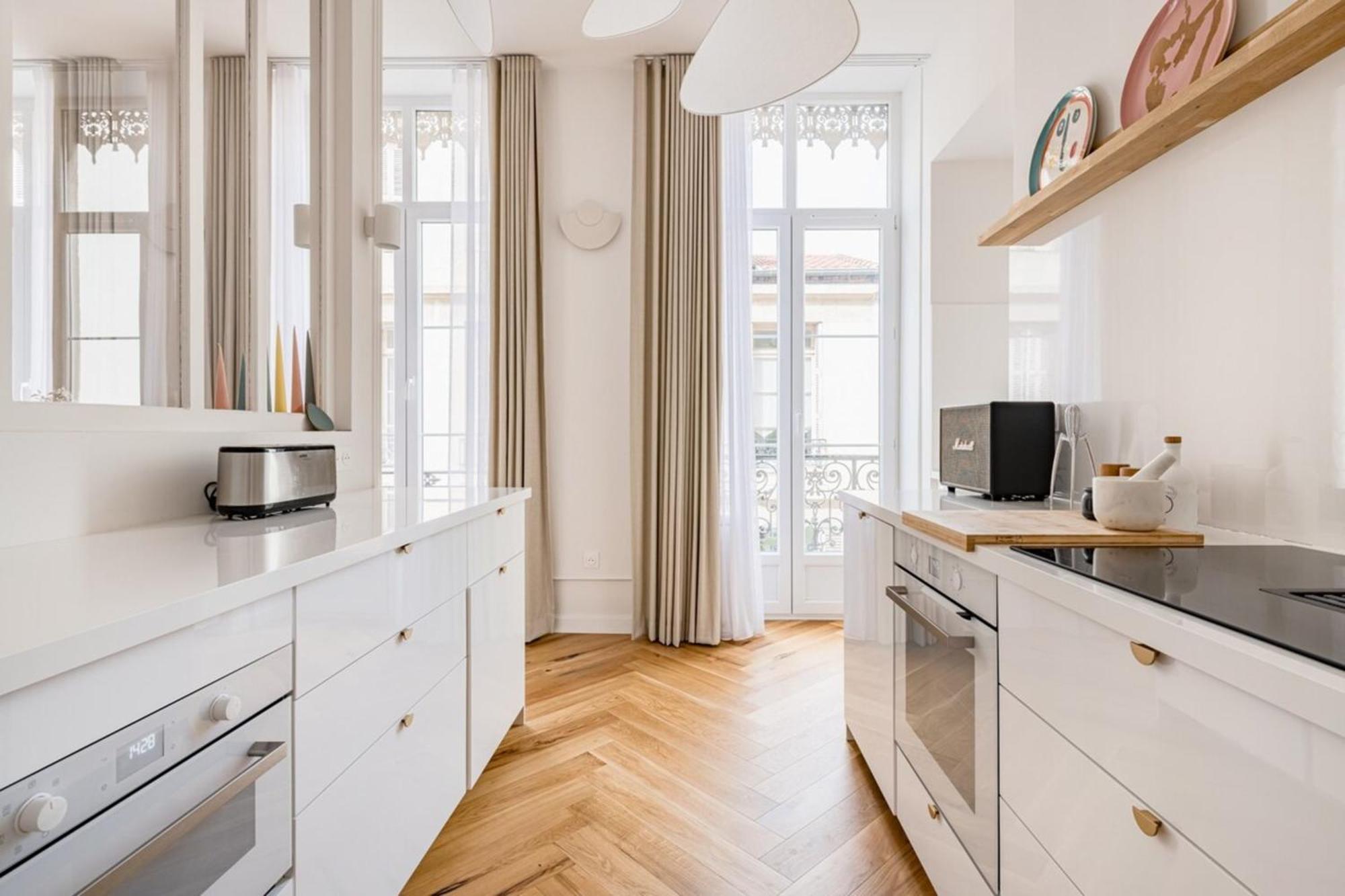 Beige Hospitalite - Apotheose Luxueux- 3 Chambres - Parking Prive Saint-Etienne  Exterior photo